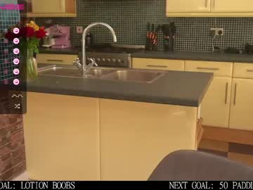 webcam girl lucydelovely live cam image #6387739