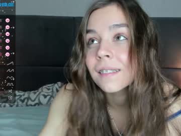 webcam girl monika_youthfull live cam image #4653569