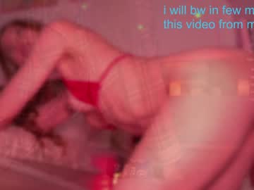 webcam girl sweetkira555 live cam image #4998731