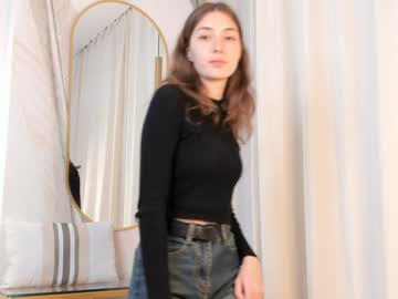 webcam girl normadiggle live cam image #10625580
