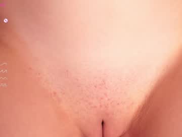 webcam girl kittyloffe live cam image #9308176