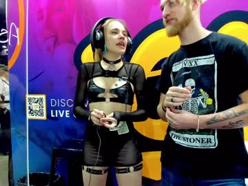 webcam couple rose_carter live cam image #2300634