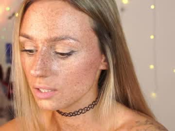 webcam girl artease live cam image #7477290