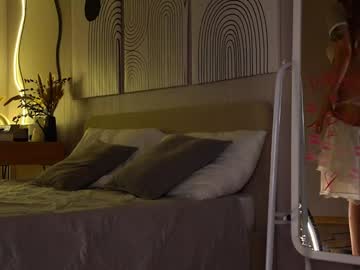 webcam girl oliviavilolobos live cam image #10720408