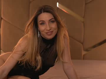 webcam girl chaturbabe__ live cam image #12503511