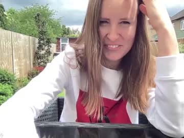 webcam girl eatmypie69 live cam image #2603197