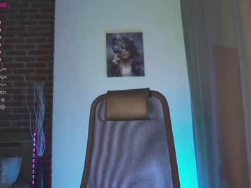 webcam girl yolandabertha live cam image #6569080