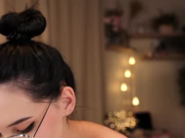 webcam girl riskyproject live cam image #8947595