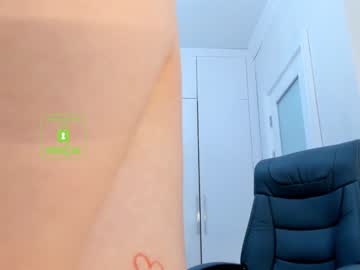 webcam girl lee_yoona live cam image #958309