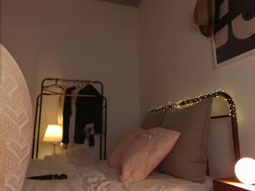 webcam girl kriss0leoo live cam image #11614543