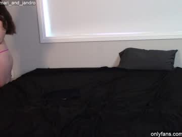 webcam couple mari_and_jandro live cam image #910147