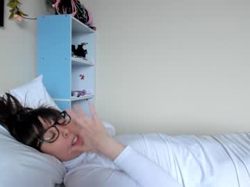 webcam girl ellynaomi live cam image #365889