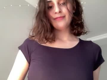 webcam girl wonderland_stia live cam image #12949220