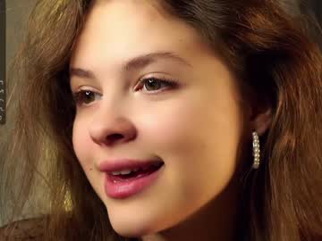webcam girl a_whole_eternity live cam image #9253013