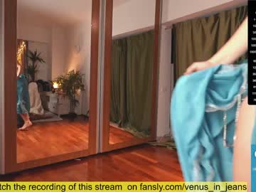 webcam girl venus_in_jeans live cam image #8588379