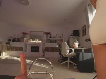 webcam girl hannahjames710 live cam image #10121439