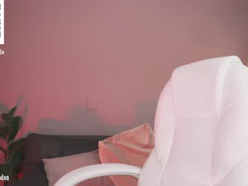 webcam girl hanna_costtello live cam image #7906225