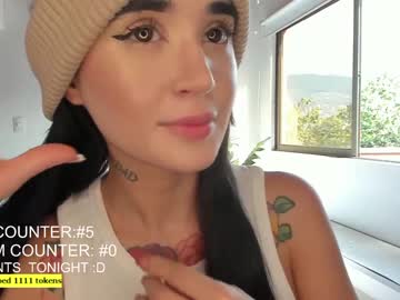 webcam girl lonelly_lolly98 live cam image #7660755