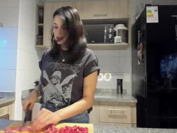 webcam girl yourfreakygirl live cam image #12212080