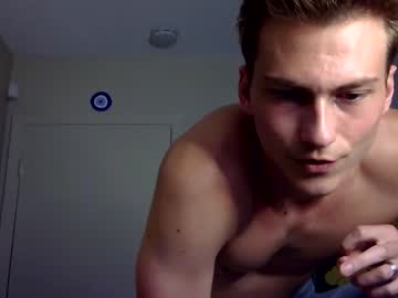 webcam man peterrouge live cam image #6437552
