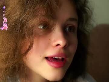 webcam girl a_whole_eternity live cam image #10012376