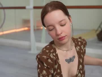 webcam girl my_mia_ live cam image #9419436