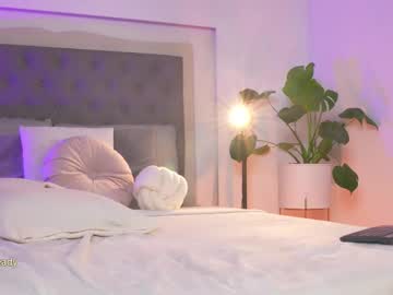 webcam girl victoria__rossi live cam image #12555892