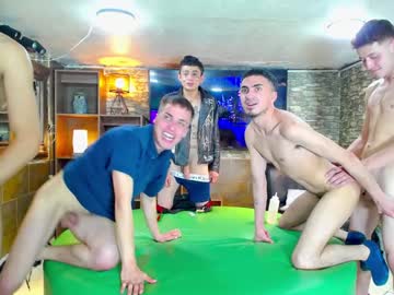 webcam man goldenjoi live cam image #10346324