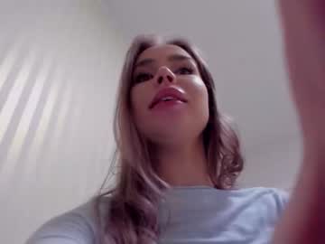 webcam girl aminaswan_ live cam image #5306340