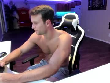 webcam man damn_whos_that live cam image #5287612