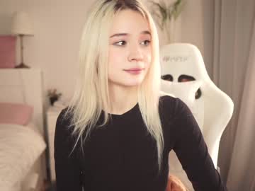 webcam girl daddystrouble live cam image #5447896