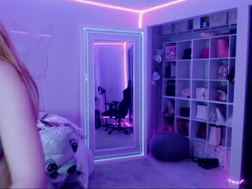 webcam girl ccinnamon live cam image #11453822