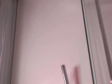 webcam girl angels_kiss live cam image #3985932
