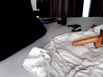 webcam girl dee_waters live cam image #9009263