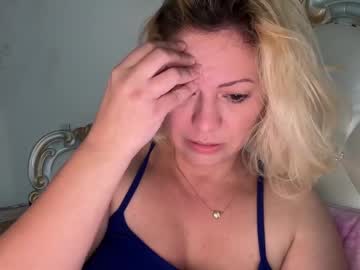 webcam girl kiradivine live cam image #11051394
