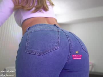 webcam girl ashley_benson1 live cam image #3499562