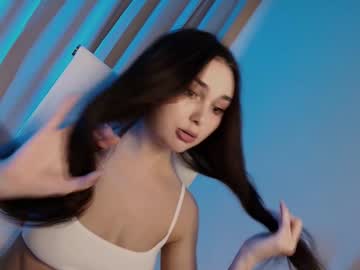 webcam girl hollyextra live cam image #12680992