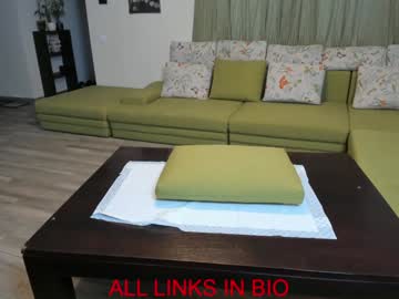 webcam girl zt0_ live cam image #9879757