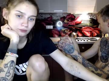 webcam couple bee_sting live cam image #3774607