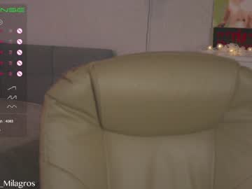 webcam girl mia_milagros live cam image #6354080