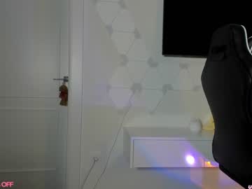 webcam girl sweety_rinushka_ live cam image #375235