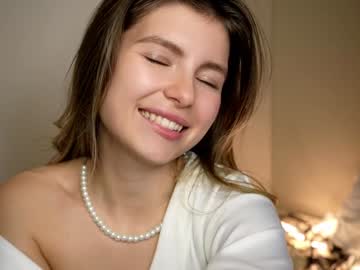 webcam girl passionatepainter live cam image #11764887