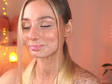webcam girl artease live cam image #7945696