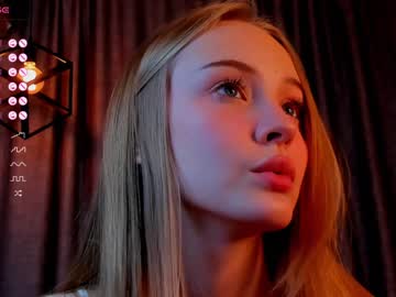 webcam girl lolliis live cam image #7651772