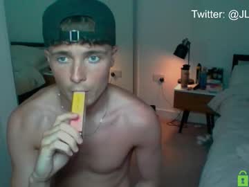 webcam man xjoshlawson live cam image #6596711
