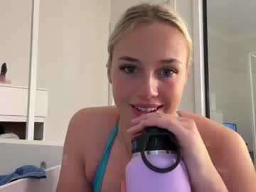 webcam girl skyyler1 live cam image #11216520