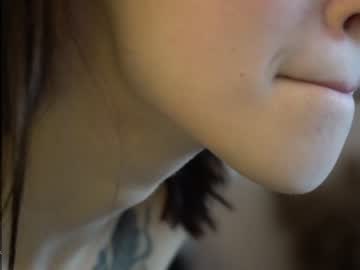 webcam girl diruriru live cam image #8800564