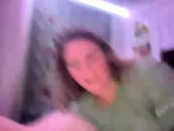 webcam girl bananascoconutz live cam image #8105683