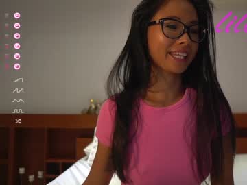 webcam girl _lillilly_ live cam image #4868266