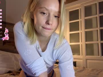 webcam girl callme_star live cam image #9439494